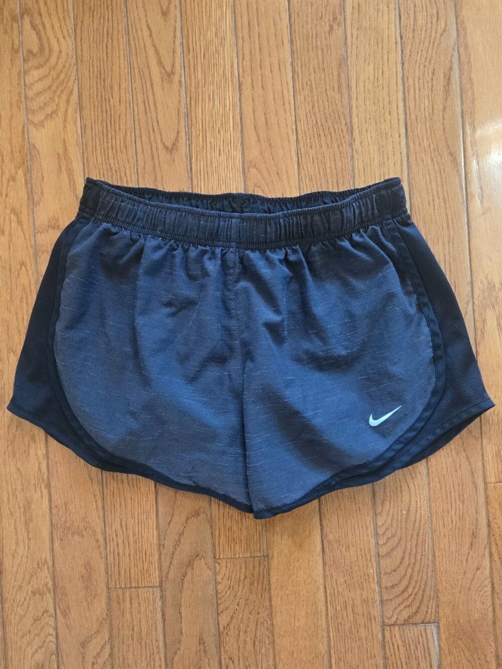 Nike athletic shorts sz medium